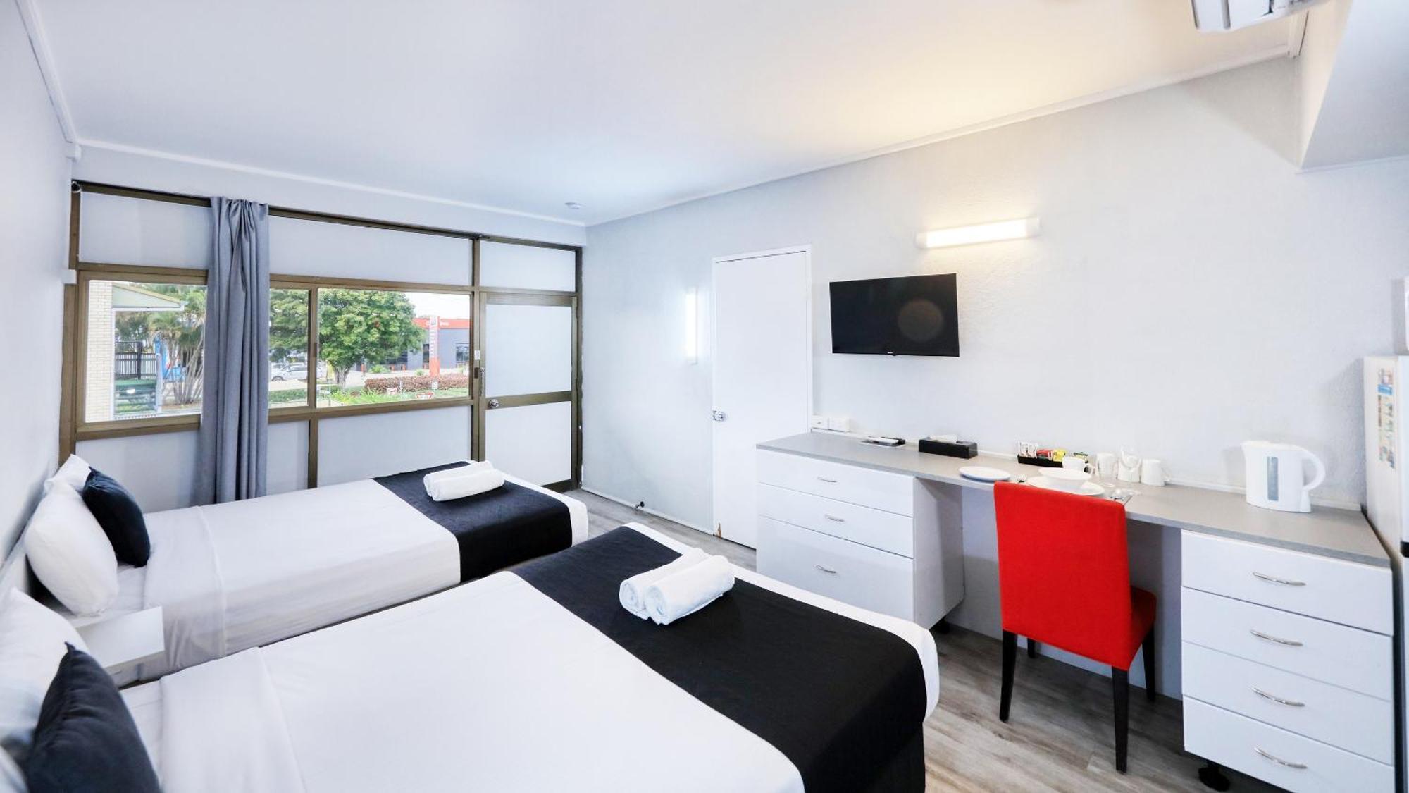 Tropical Gateway Motor Inn Rockhampton Dış mekan fotoğraf