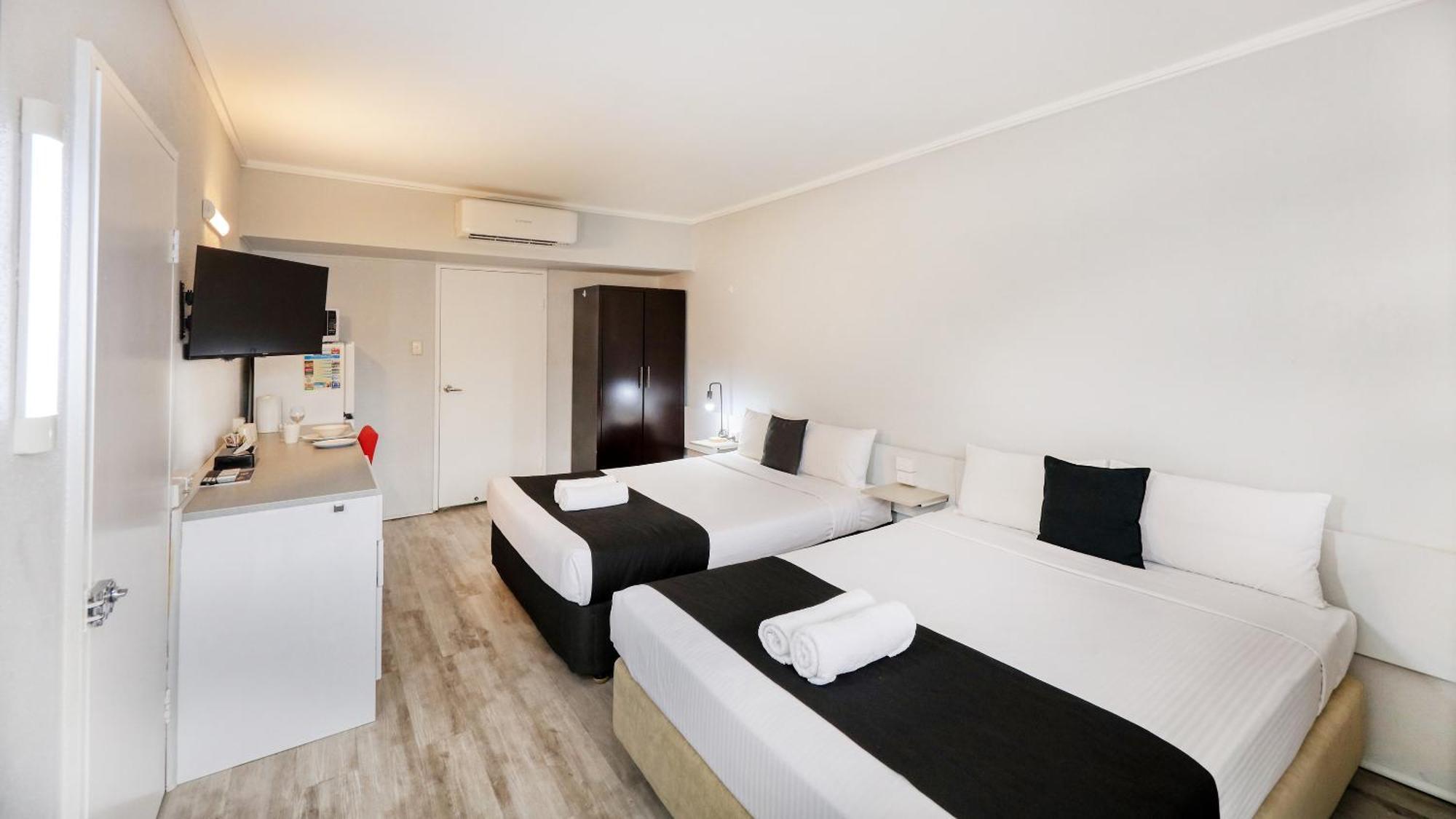 Tropical Gateway Motor Inn Rockhampton Dış mekan fotoğraf
