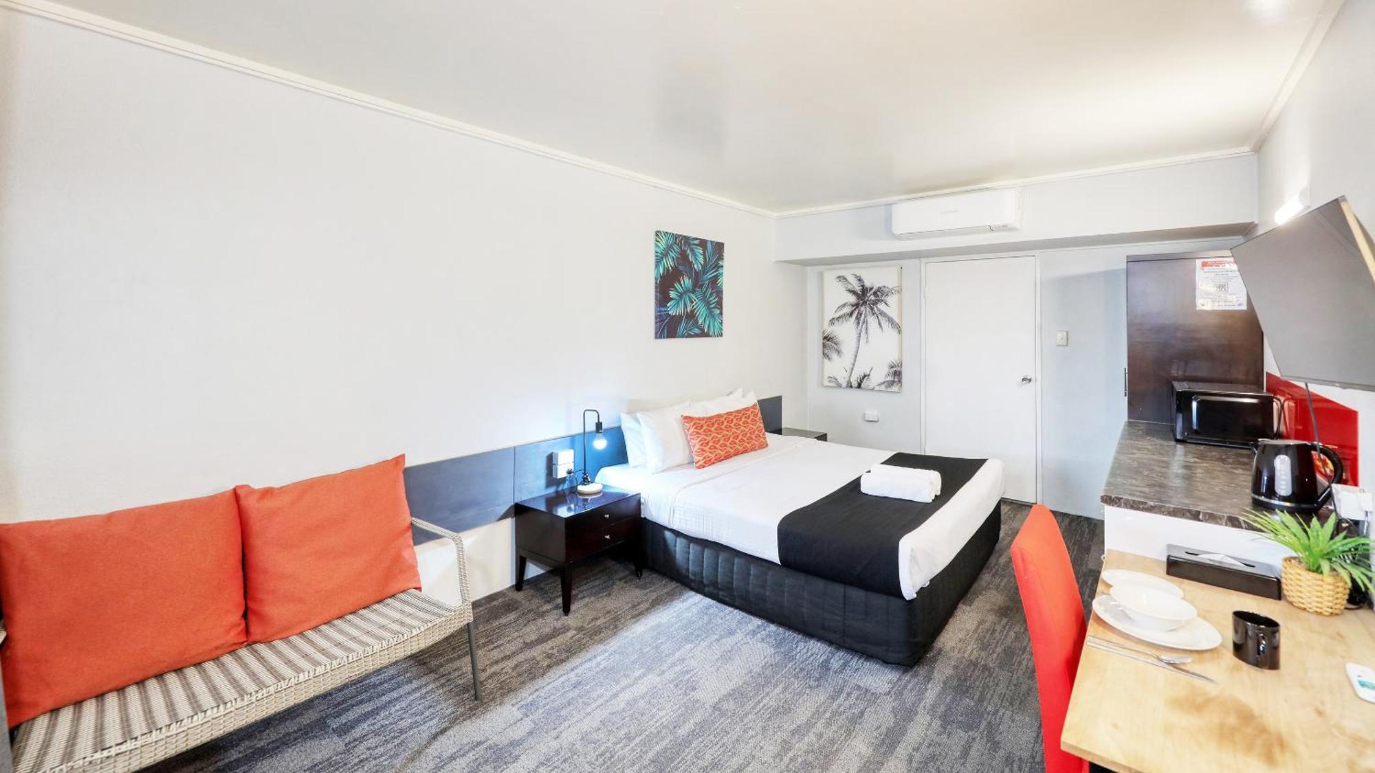 Tropical Gateway Motor Inn Rockhampton Dış mekan fotoğraf