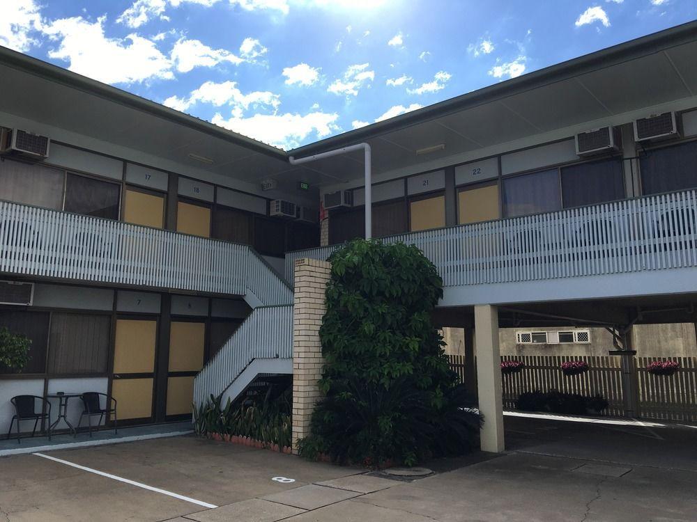 Tropical Gateway Motor Inn Rockhampton Dış mekan fotoğraf