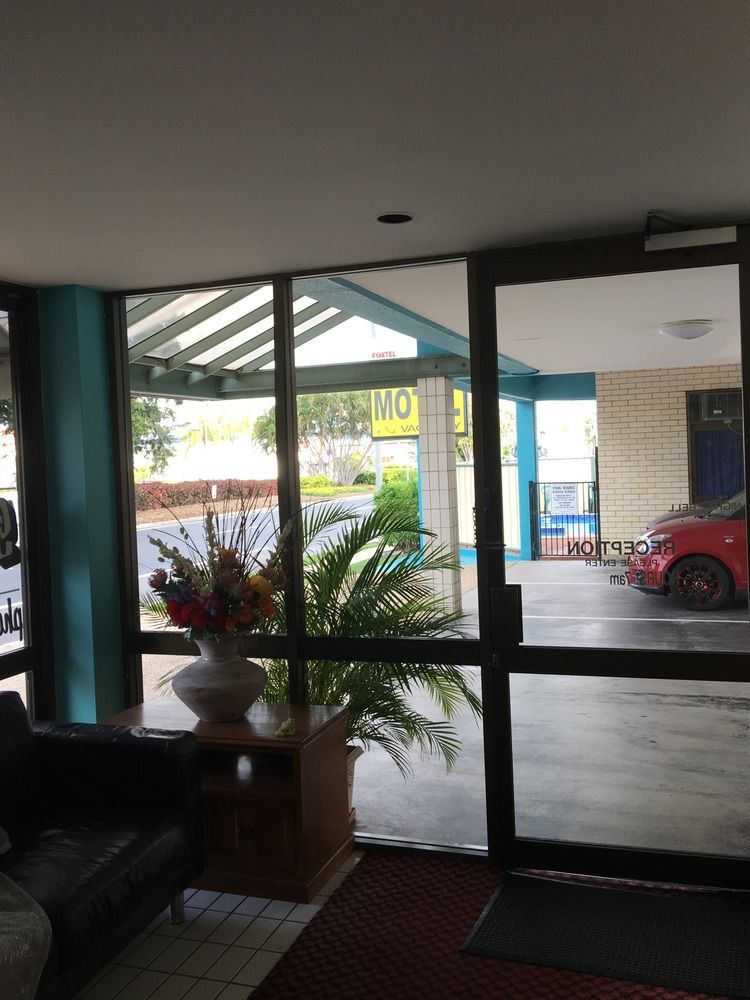 Tropical Gateway Motor Inn Rockhampton Dış mekan fotoğraf
