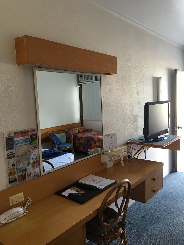 Tropical Gateway Motor Inn Rockhampton Dış mekan fotoğraf