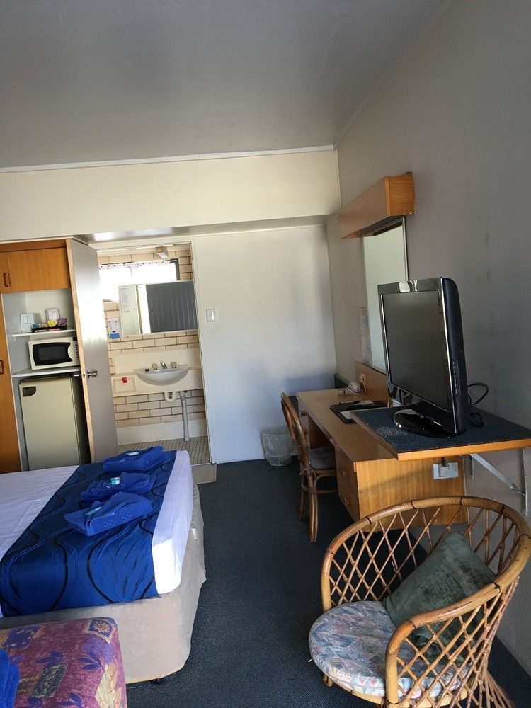 Tropical Gateway Motor Inn Rockhampton Dış mekan fotoğraf