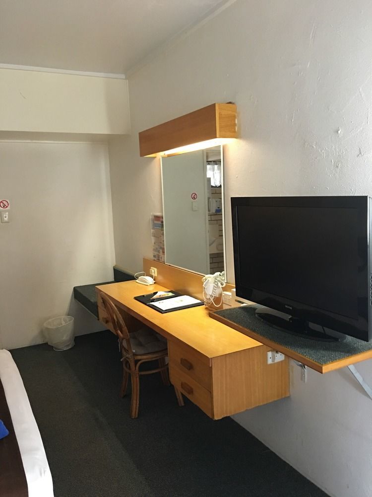 Tropical Gateway Motor Inn Rockhampton Dış mekan fotoğraf