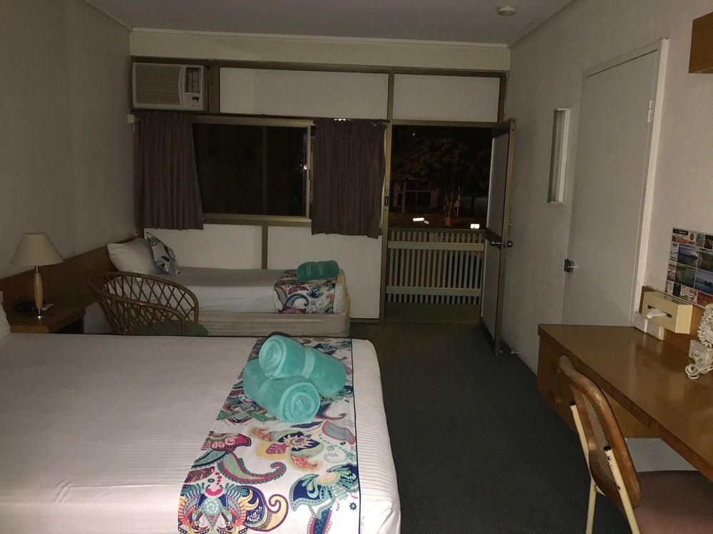 Tropical Gateway Motor Inn Rockhampton Dış mekan fotoğraf