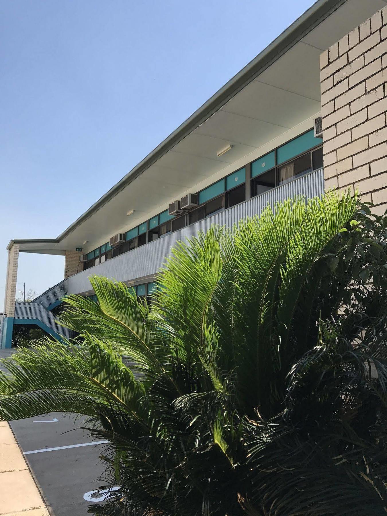 Tropical Gateway Motor Inn Rockhampton Dış mekan fotoğraf