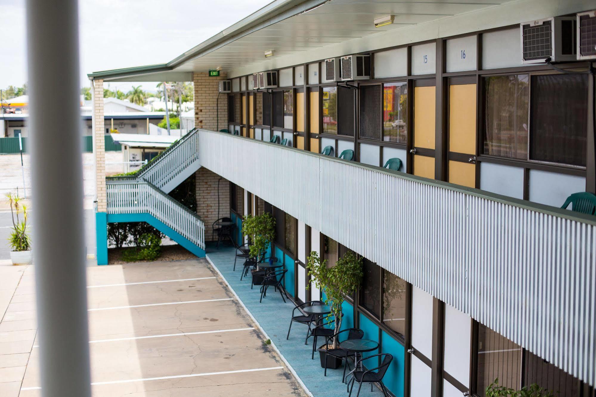 Tropical Gateway Motor Inn Rockhampton Dış mekan fotoğraf